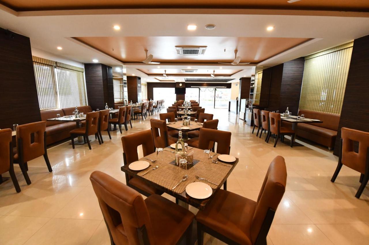 Hotel Rns One à Subrahmanya Extérieur photo