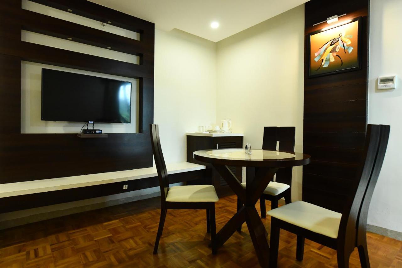 Hotel Rns One à Subrahmanya Extérieur photo