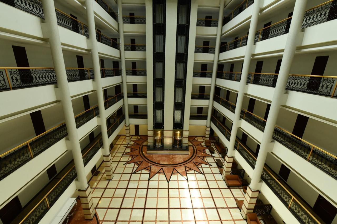 Hotel Rns One à Subrahmanya Extérieur photo
